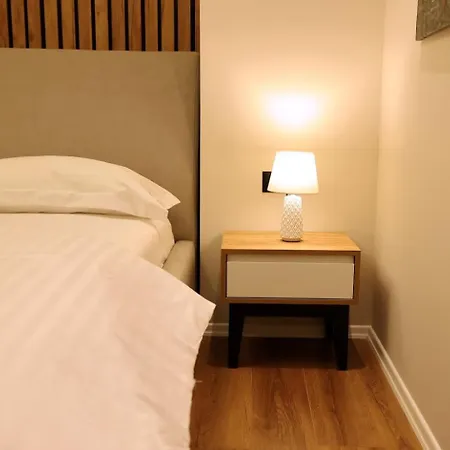 Apartment Theatro